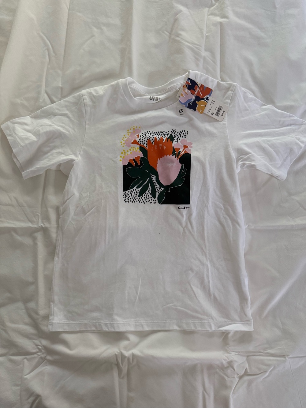 Uniqlo x Cassie Barnes White Graphic Floral Short Sleeve Tee